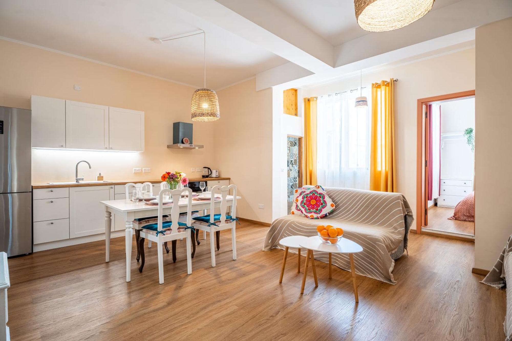 Sunny Lodging Слима Екстериор снимка